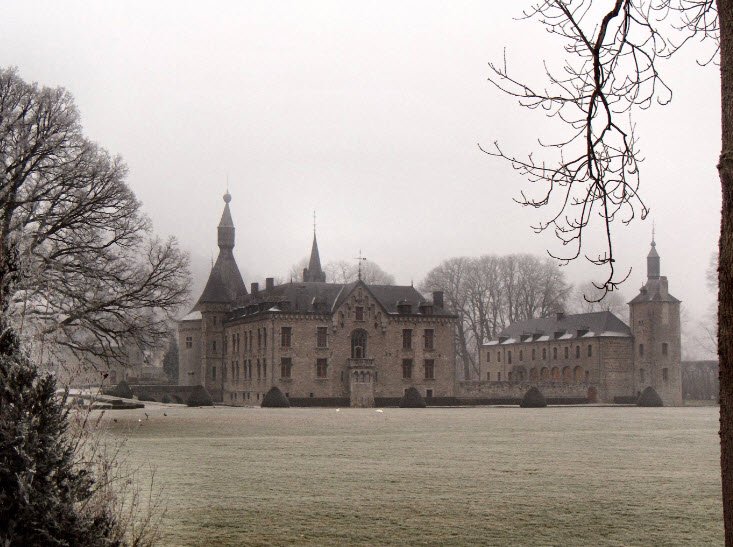 Château de Boussu-En-Fagne, Couvin, Belgium